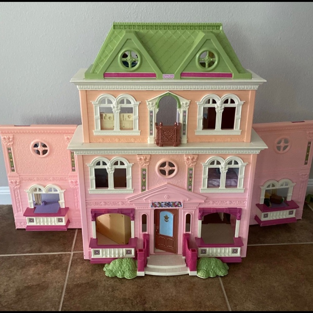 Fisher Price Loving Family Dollhouse